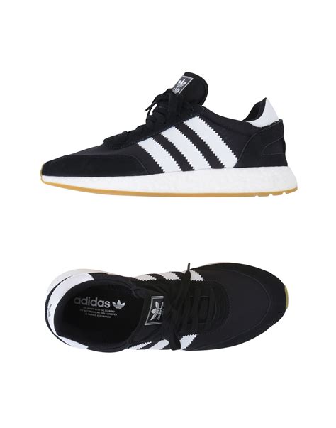 adidas marken|Adidas brand MIT 3 streifen.